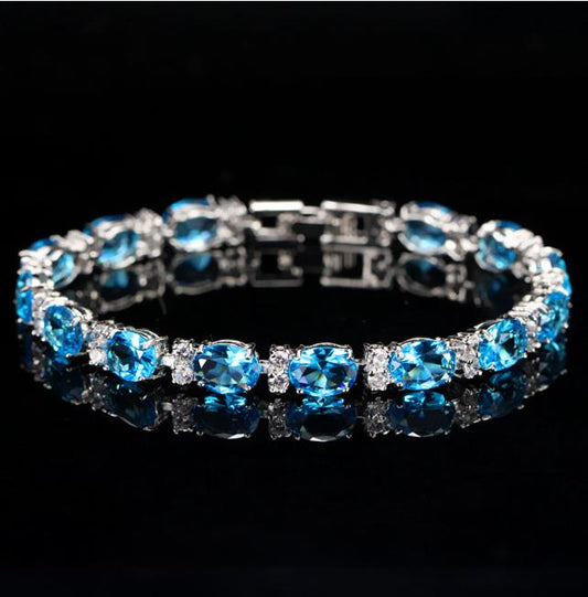 Zircon Lady's Bracelet - Simple  Elegant  Fashionable and Versatile - Ideal Gift for Weddings