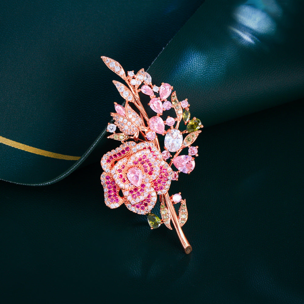 Korean luxury casual pink zirconium rose bouquet brooch brooch with tiny zirconium gemstones zirconium flower pin for evening dress accessories