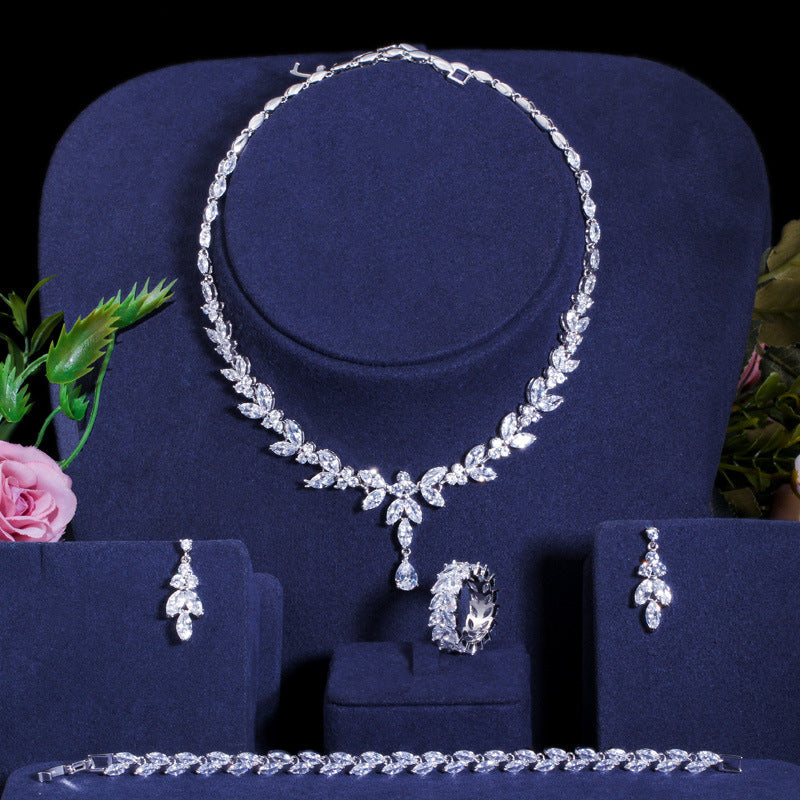 Korean-style elegant wedding dress and accessories set with high-end AAA zirconium stones (four pieces) for brides
