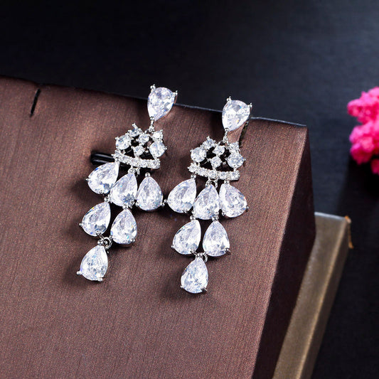 European and American fashion drop-shaped zirconia earrings for elegant women Perfect accessory for a group of friends' formal evening dress