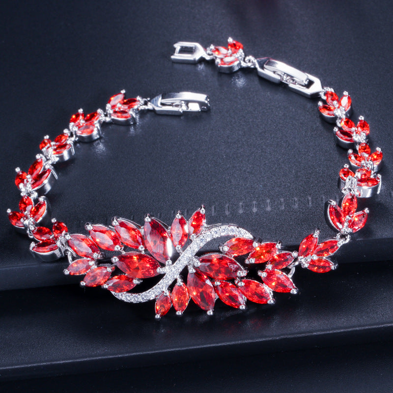 Ice Crystal Flower European-style Zircon Necklace - Full Diamond Engraved Jewelry - Multiple Colors
