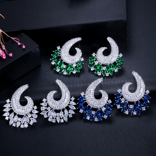 New European-style creative exaggerated diamond earrings. Ultra-shiny zirconia women's versatile ear accessories