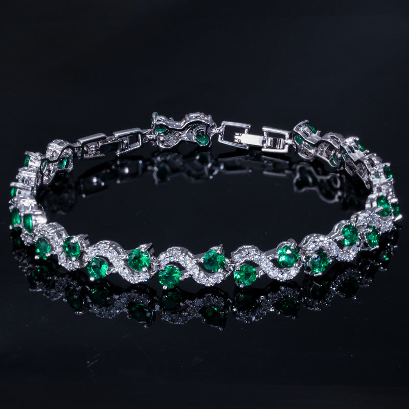 Best-selling Korean fashionable and versatile jewelryBeautiful sparkling diamondsSwiss AAA zirconium plated with white gold bracelet