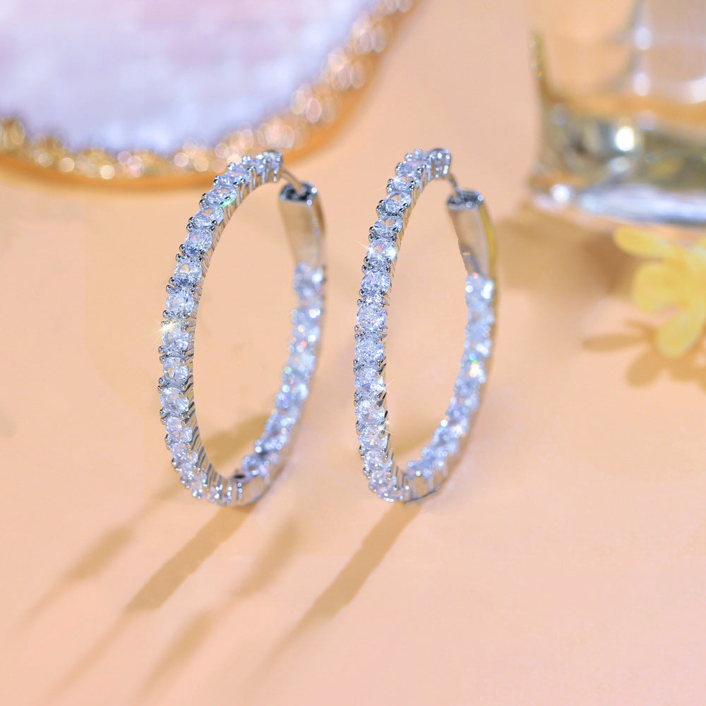Korean cool and elegant style ins small-scale design luxury fashion diamond earrings for the ear Trendy and popular.Super bright C-shaped ear loop