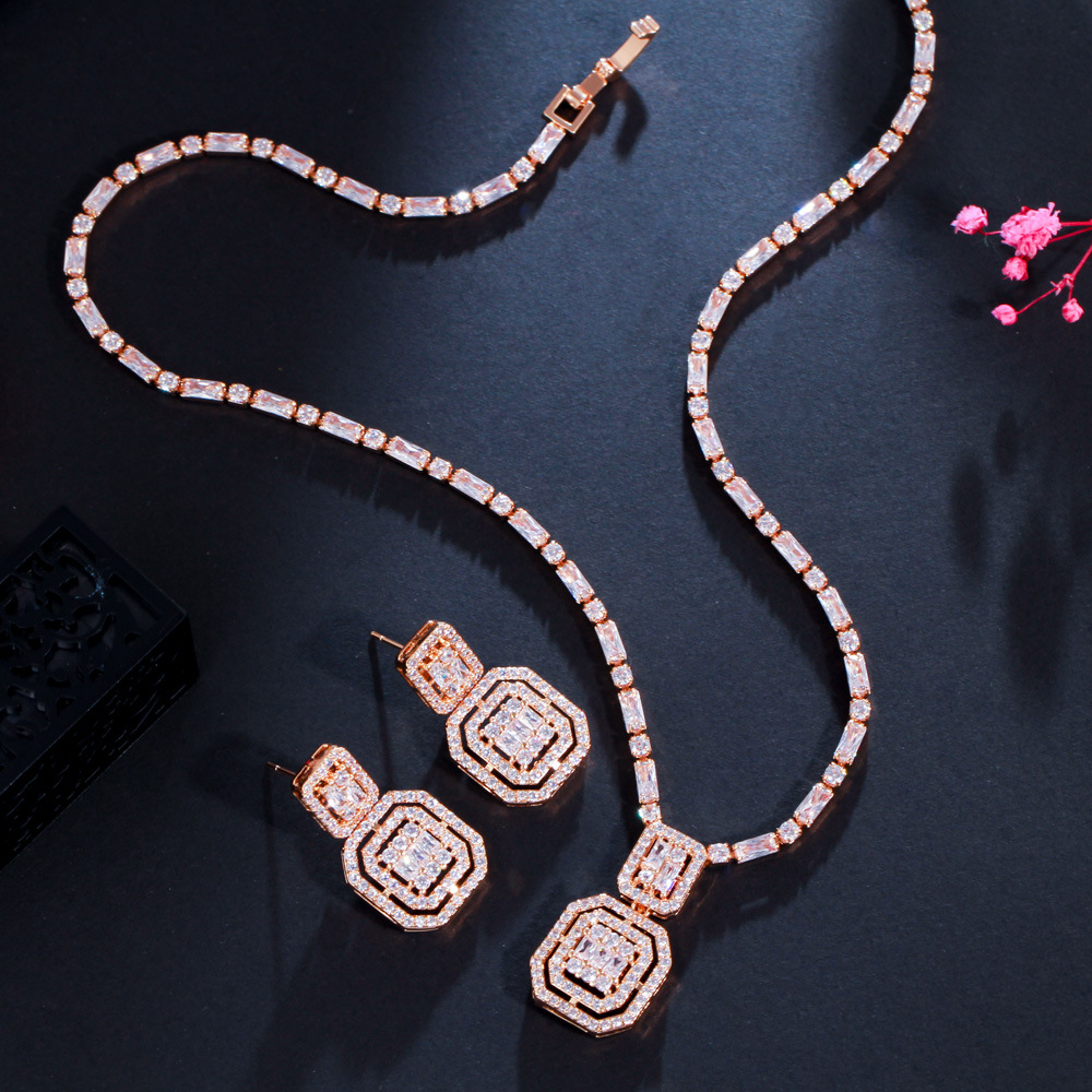 Retro minimalist style square zirconia stud earrings and necklace set chain Lightly luxurious and niche design bridal gown set