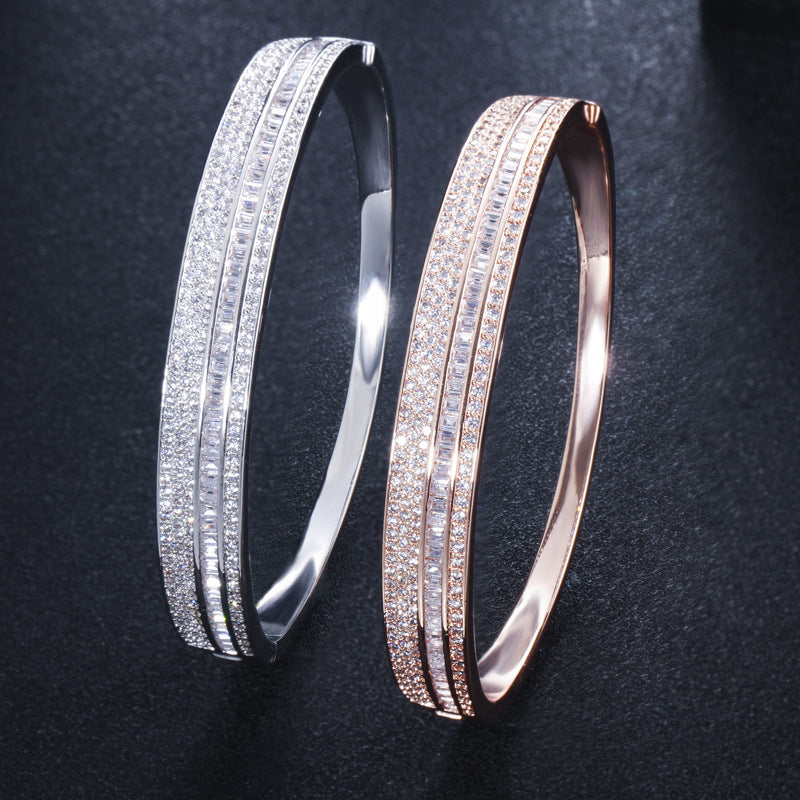 European and American style elegant spring clasp women's bracelet Precisely set three-row AAA zirconia jewelry piece