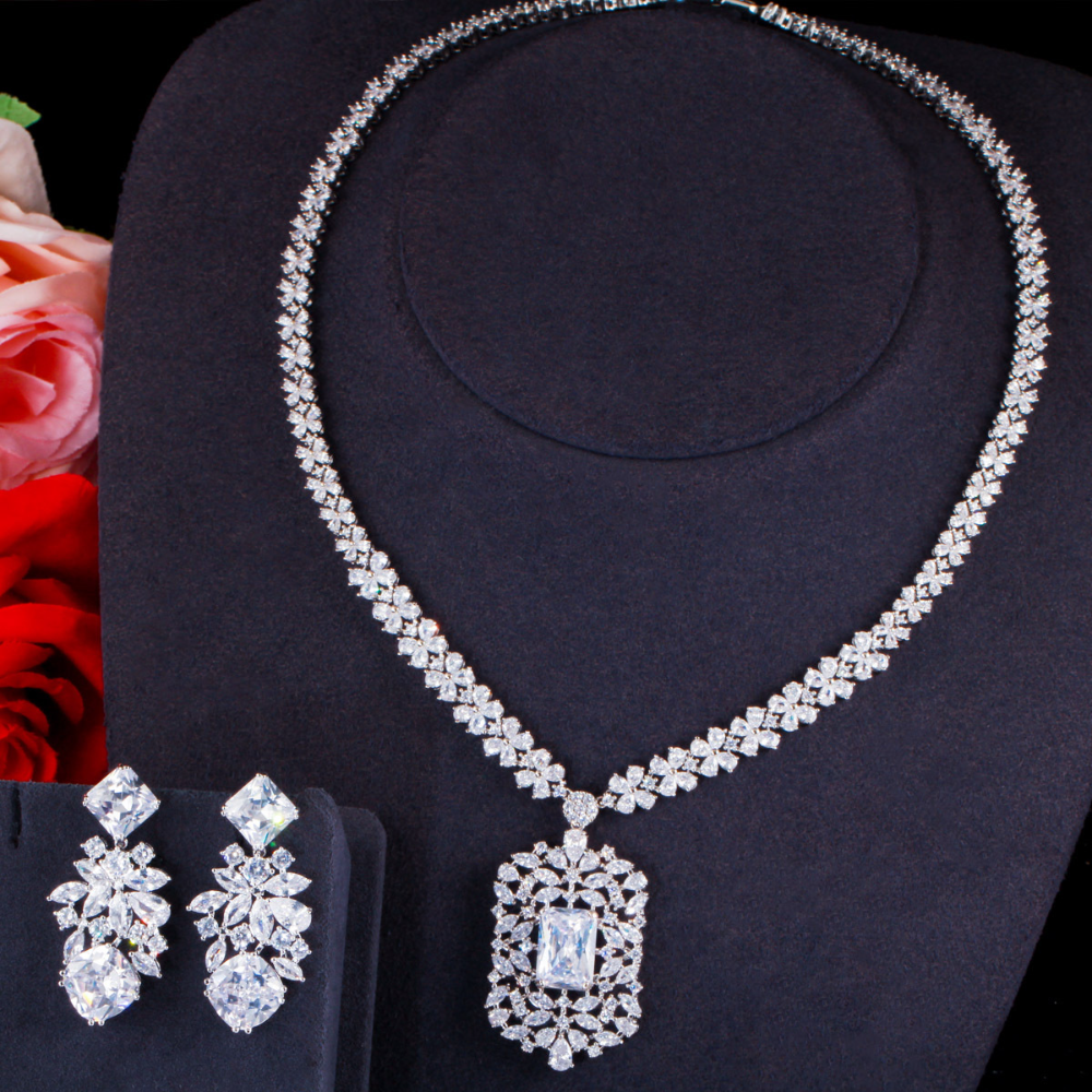 Korean-style bridal zircon necklace earrings and chain set for wedding banquet evening party and party wear set of jewelry