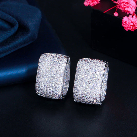 New style Korean-style ear accessories - trendy and elegant featuring full diamonds and zirconia shiny ear studs and earrings