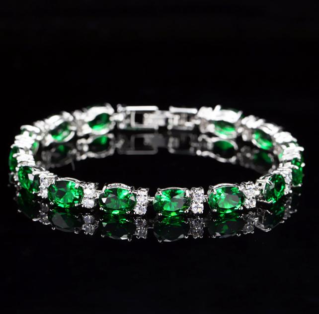 Zircon Lady's Bracelet - Simple  Elegant  Fashionable and Versatile - Ideal Gift for Weddings