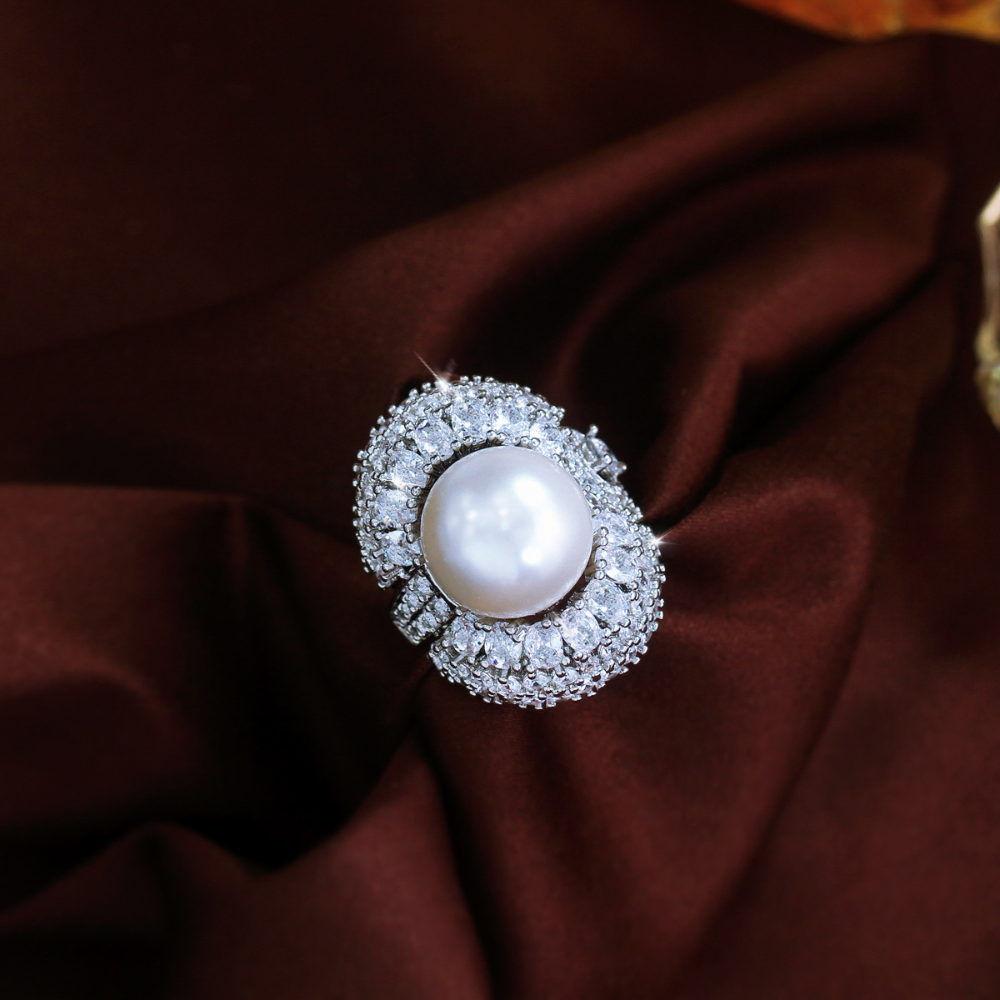 French-style romantic and fashionable pearl ring for women light luxury high-end elegant and versatile ring for the index finger featuring zirconium stones