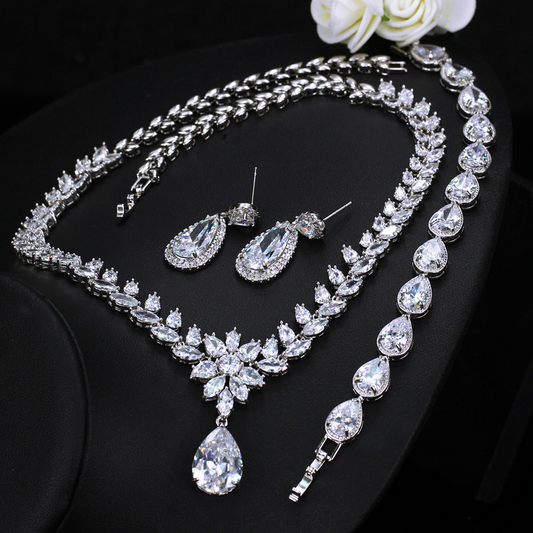 European and American high-end zirconian bridal necklaces earrings bracelets and other accessories for wedding gowns