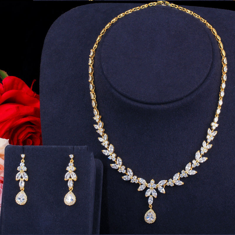 Korean-style bridal set - dazzling zircon necklace and earrings - a simple and exquisite wedding banquet fashion accessory
