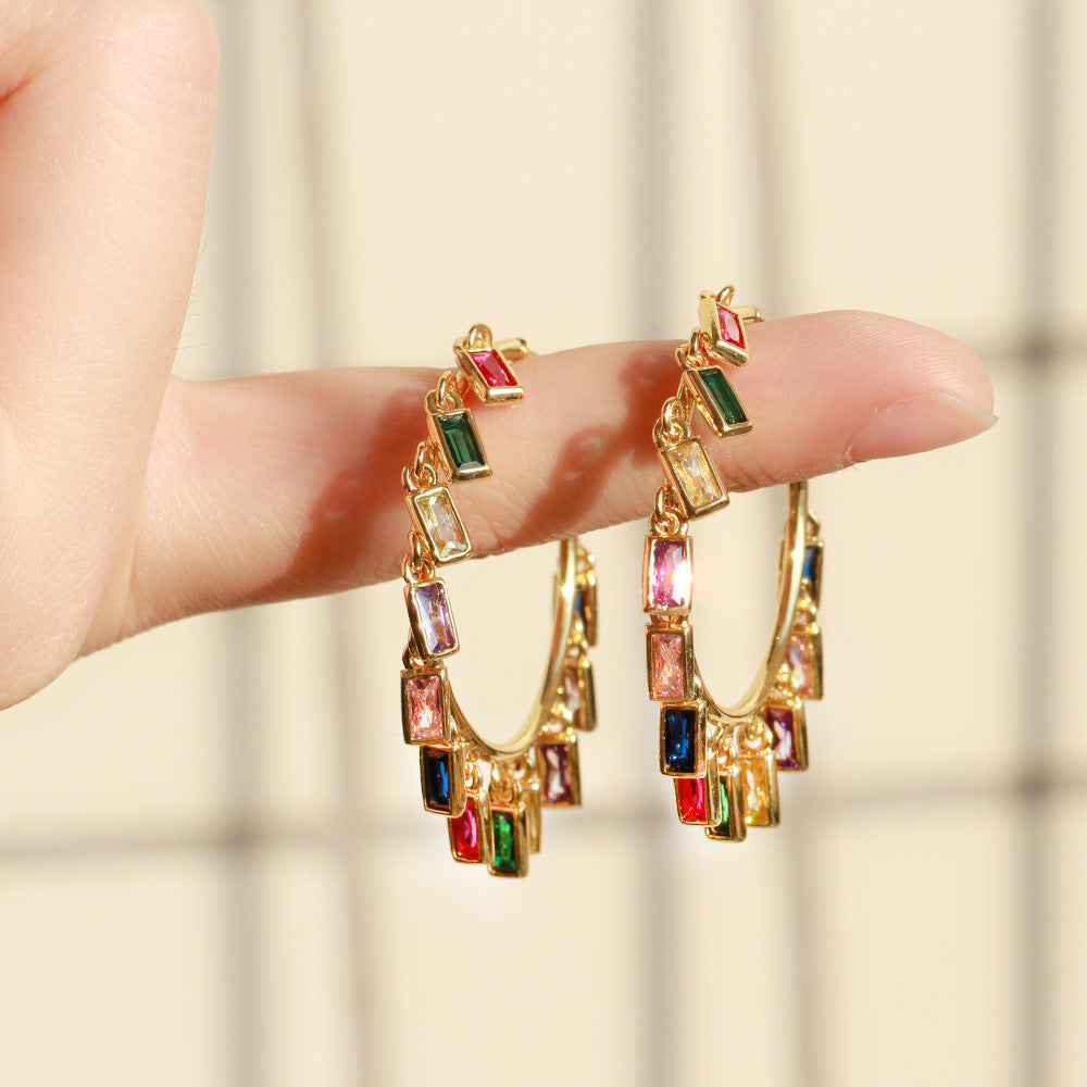 European and American fashionable jewelry - colorful zirconia geometric-shaped earrings stylish and unique copper-plated 18K gold C-shaped earrings
