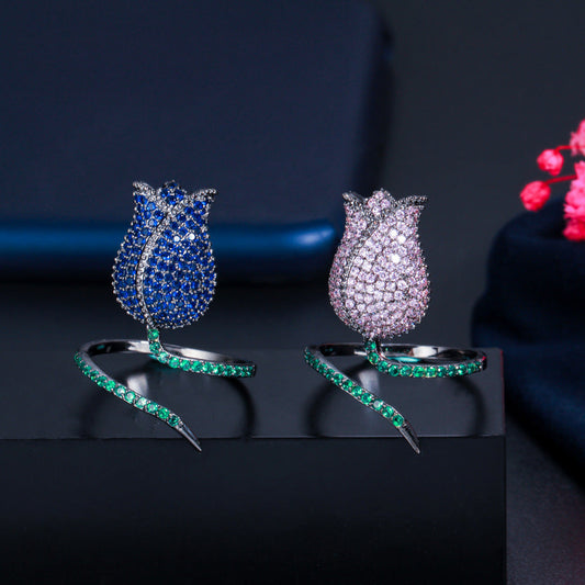 Luxury-luxurious three-dimensional tulip flower trendy finger ring with micro-set zirconia rose flower design finger ring