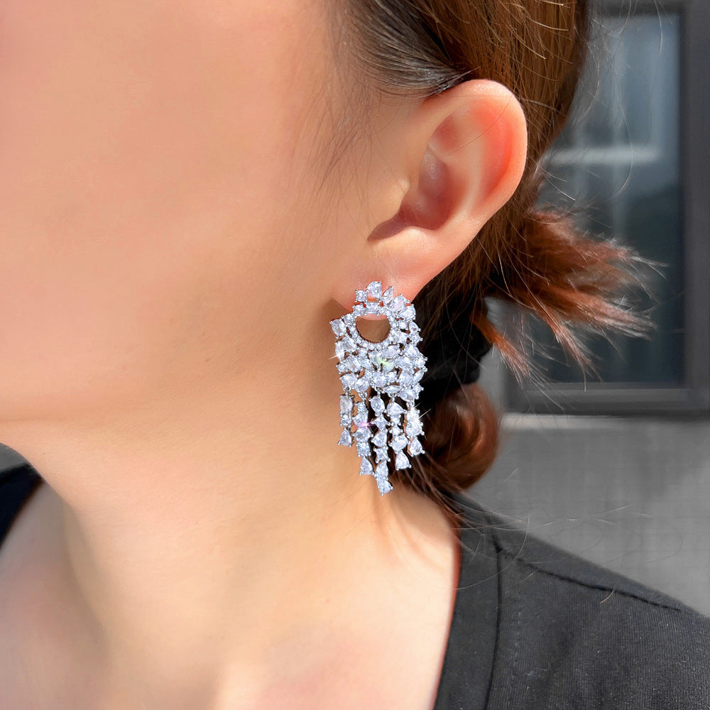 Korean minimalist luxury-style zircon pendant earrings with fringes high-end ear accessories unique design makes face look smaller full diamond earrings