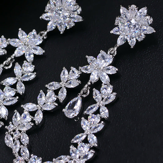 European-style fashionable AAA zirconite stud earrings