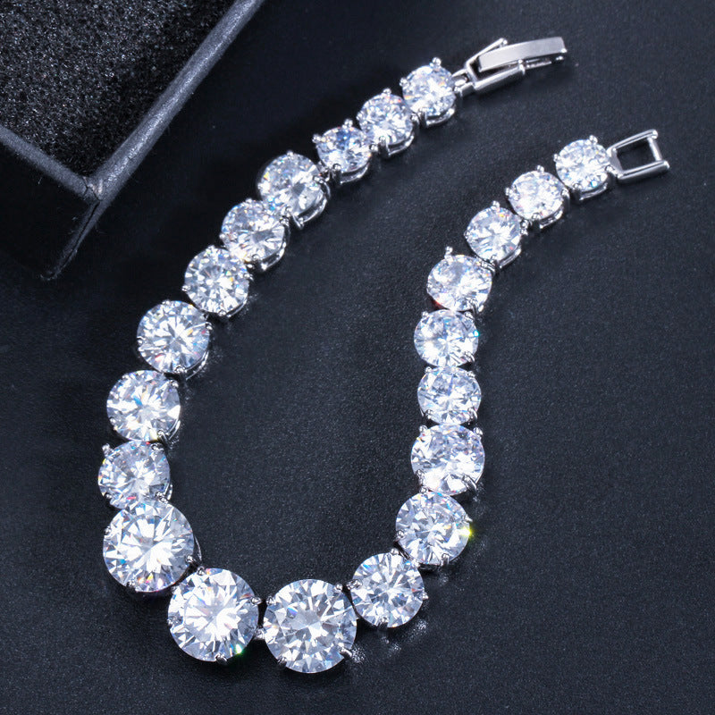 Korean version AAA zircon bracelet electroplated with 3 layers of 18 karat white gold High-end gift jewelry