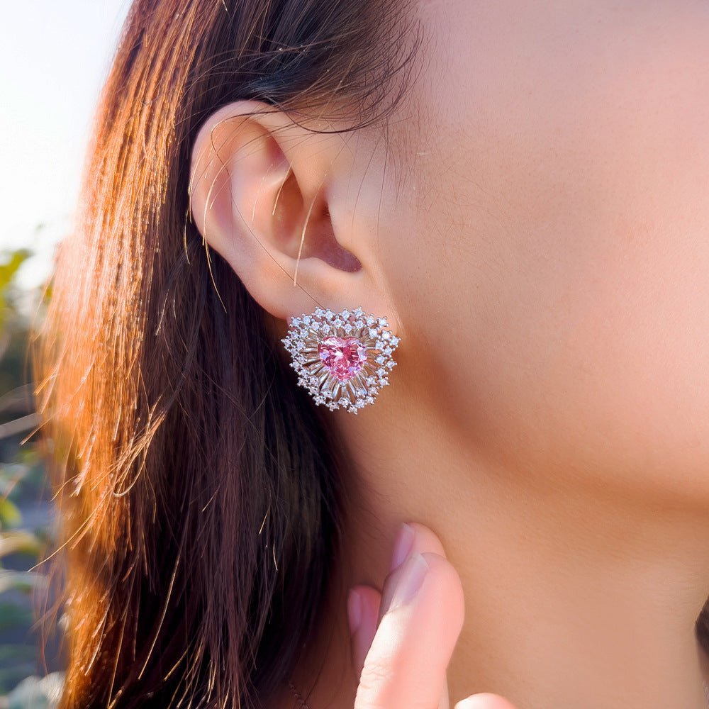 S925 silver filigree light luxury heart-shaped zirconia sparkling fireworks earrings - ultra-shiny and elegant court-style diamond stud earrings