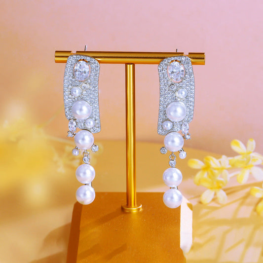 S925 silver filigree vintage royal style elegant zircon and pearl stud earrings with high-end design and elegant appearance as an earpiece set