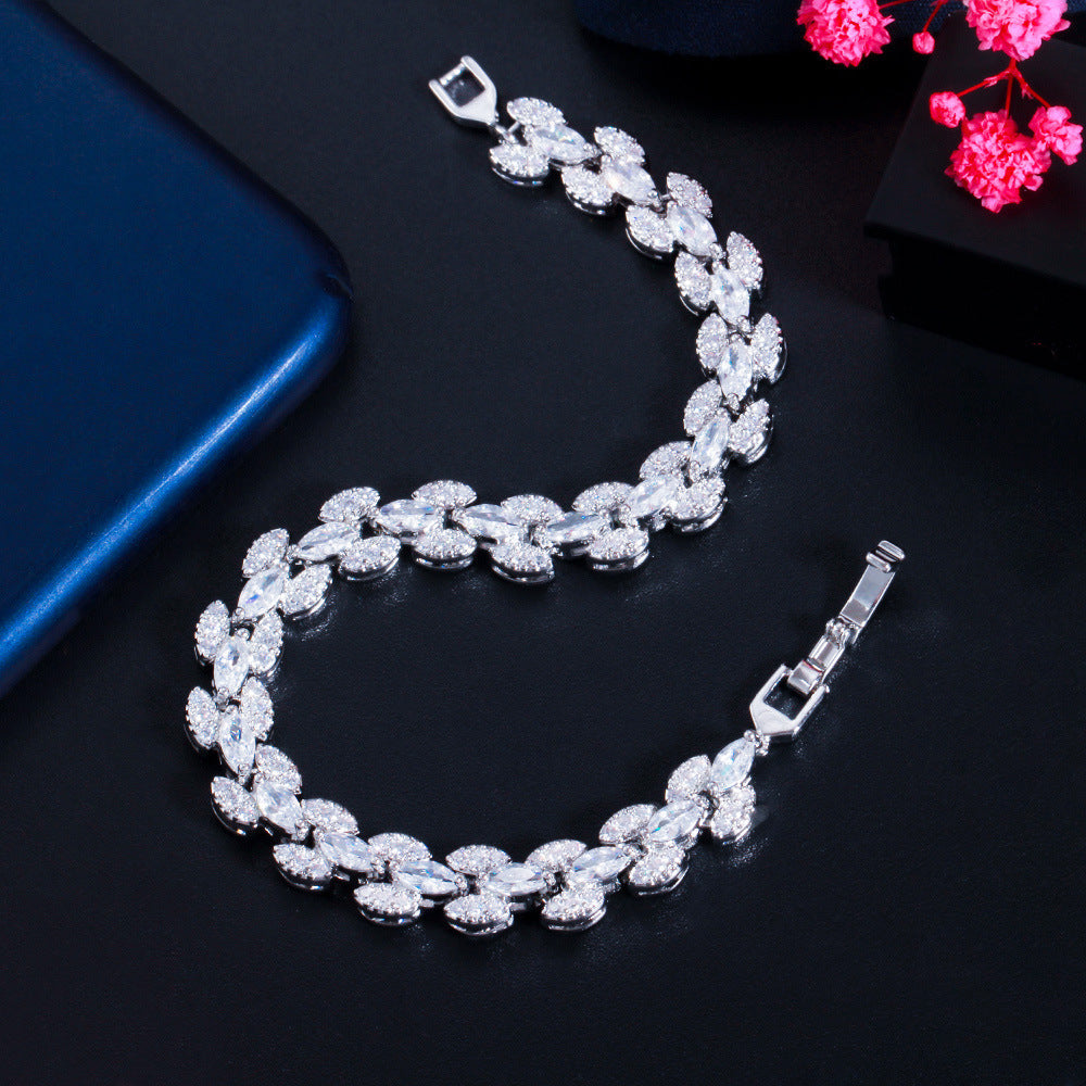 Best-selling Roman bracelet, chrome-plated white gold handcrafted jewelry double-row marquise-shaped zirconia and full-diamond handchain in Europe and America
