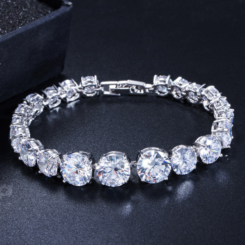Korean version AAA zircon bracelet electroplated with 3 layers of 18 karat white gold High-end gift jewelry