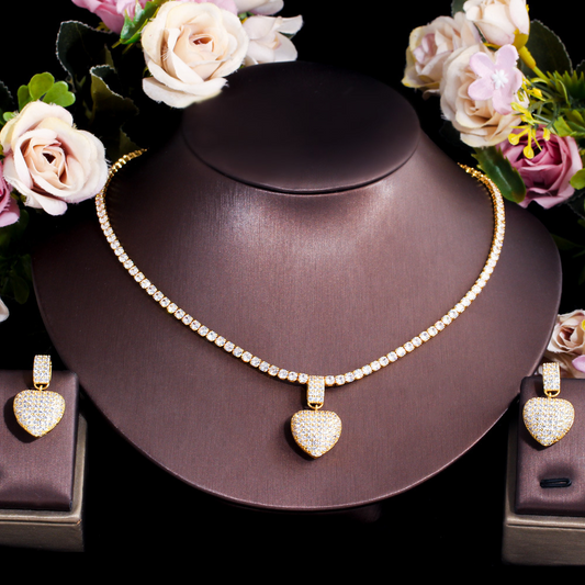 Two sets of matching earrings and necklaces featuring Korean-style pop-style heart-shaped micro-set zirconia and full diamonds This is a set specially designed for brides getting married It consists of a heart-shaped chain