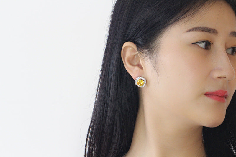 Best-selling Micro Set Stud Earrings Best-selling AAA Zirconia Earrings Decorative Jewelry for Europe and America High-end Ear Accessories Square Set Diamond Stud Earrings