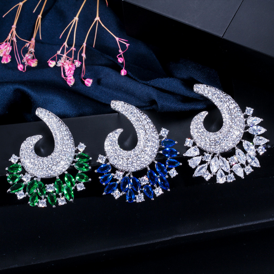 New European-style creative exaggerated diamond earrings. Ultra-shiny zirconia women's versatile ear accessories