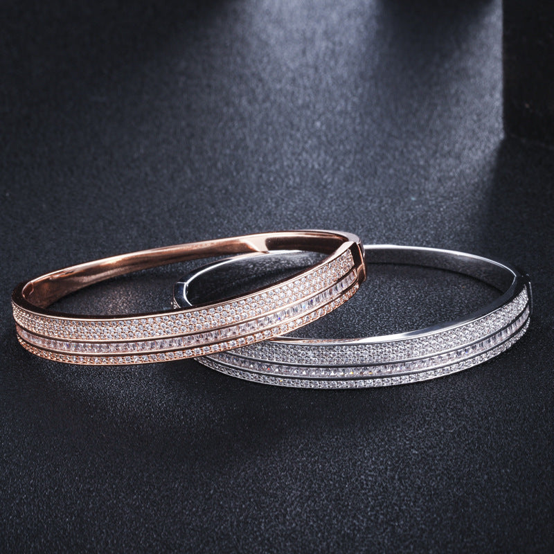 European and American style elegant spring clasp women's bracelet Precisely set three-row AAA zirconia jewelry piece