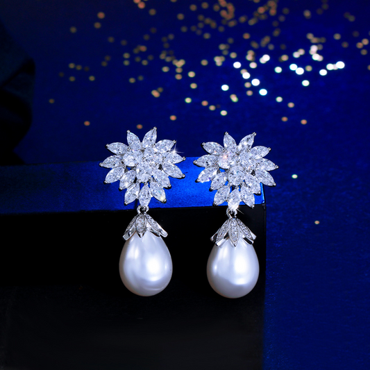 Luxury-sleek fashion snowflake pearl zirconia earrings - elegant ear ornaments for formal weddings and banquets, suitable for brides' gowns.