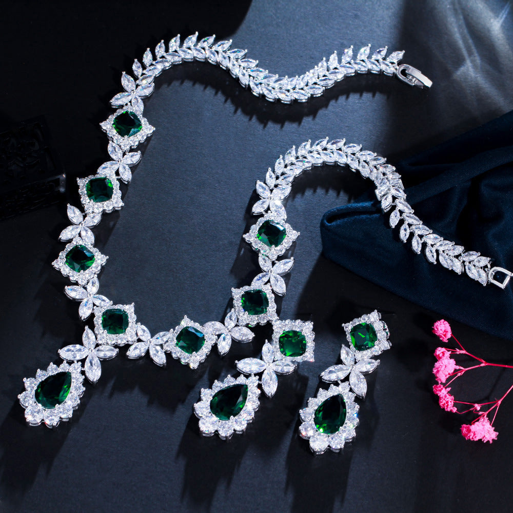 European and American fashion Rilie flower zircon necklace and earrings set emerald gemstone chain wedding dress accessory