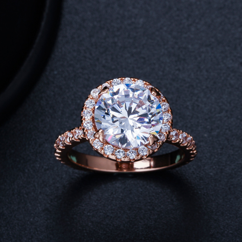 Best-selling bridal party accessories. Micro-set round zirconia ring. Elegant and noble