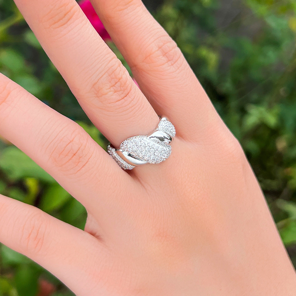 French-style minimalist marlax twisted zirconia open-end ring - a unique design for sophisticated women a ring suitable for live-streaming and hand jewelry