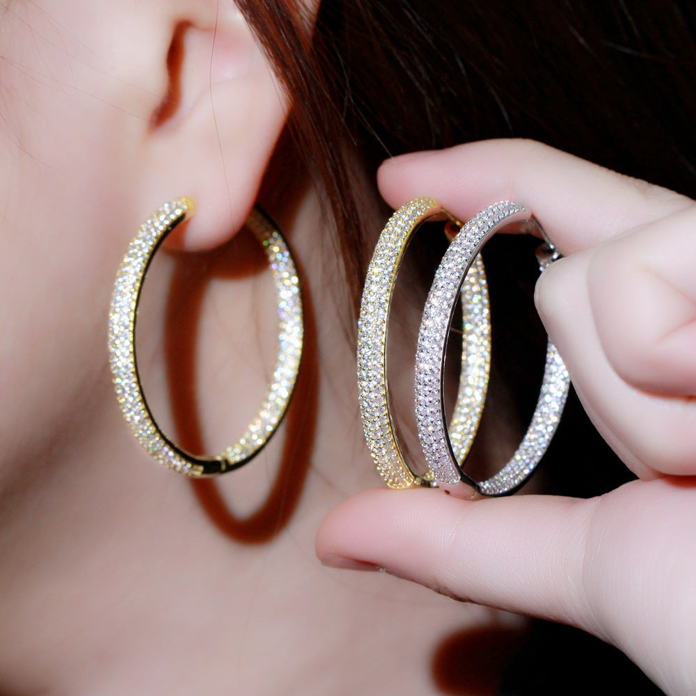 2026 New Style Earrings in South American Stylefeaturing Unique Design Abundant Diamonds Electroplated with 18K Gold and Zirconium