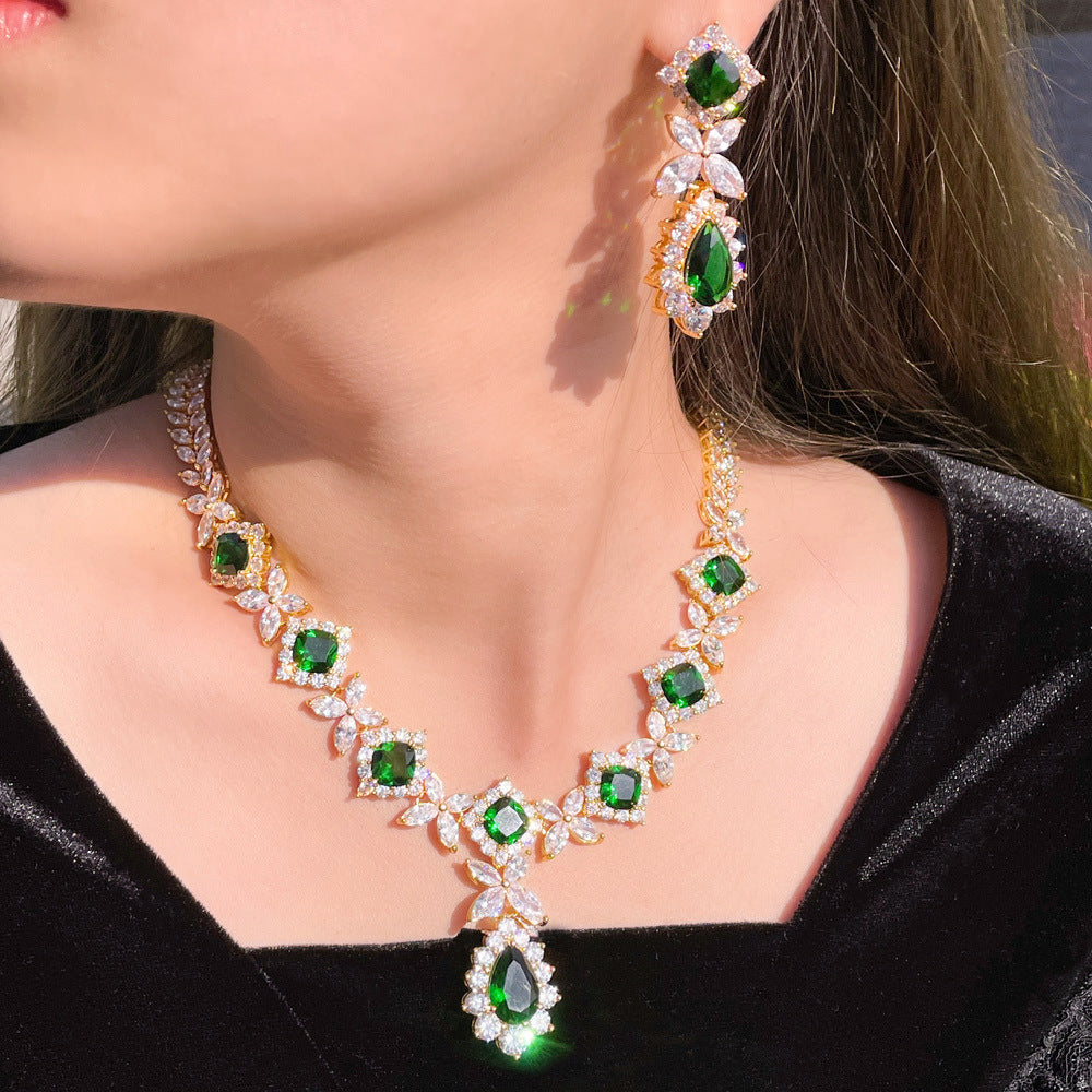 European and American fashion Rilie flower zircon necklace and earrings set emerald gemstone chain wedding dress accessory