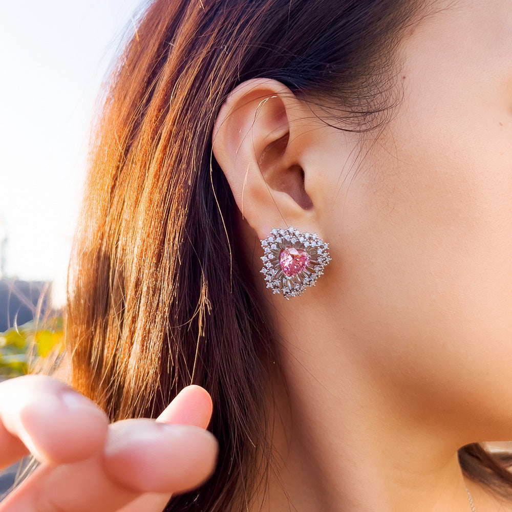 S925 silver filigree light luxury heart-shaped zirconia sparkling fireworks earrings - ultra-shiny and elegant court-style diamond stud earrings