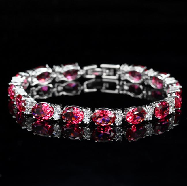 Zircon Lady's Bracelet - Simple  Elegant  Fashionable and Versatile - Ideal Gift for Weddings