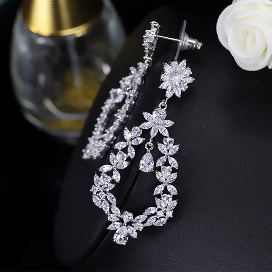 European-style fashionable AAA zirconite stud earrings